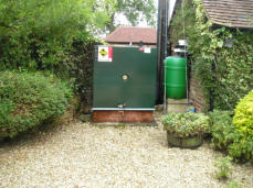 Bunded 2300 litre tank with Rainwater Lip