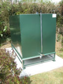 2500 litre steel tank with stand