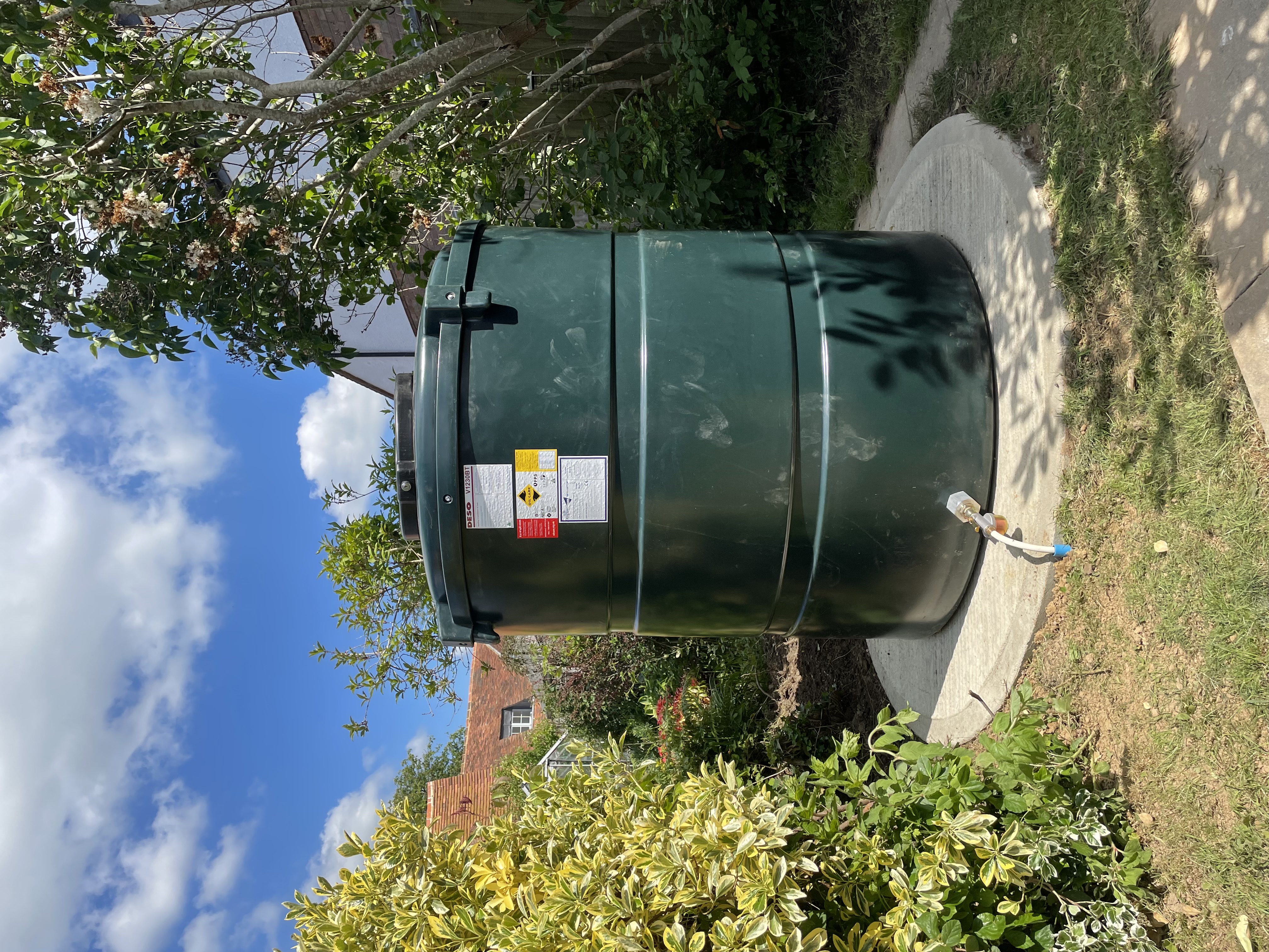 Round Bunded Tank — 1,230L